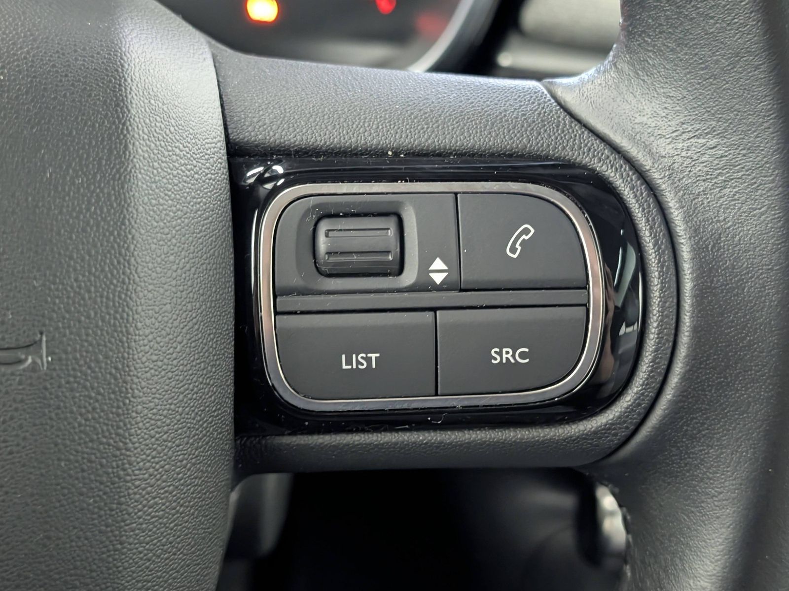 CITROEN C3  1.2 PureTech Shine Navi Pano NUR GEWERBE – Bild 30