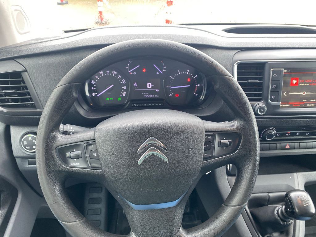 Fahrzeugabbildung Citroën Jumpy Variospace XL BlueHDi 120 Worker *6-Sitzer