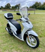 Honda SH150i mit Topcase  - HONDA SH 150I