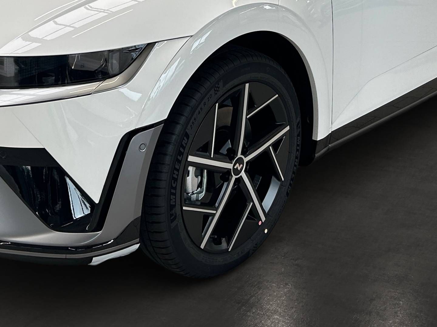 Fahrzeugabbildung Hyundai IONIQ 5 (MY27) 84 kWh 2WD (229 PS) N Line X