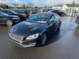 Volvo S60 Lim. Momentum 2.0 D4 - gebrauchte Volvo S60 aus dem Jahr 2015