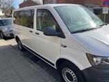 Volkswagen T6 Transporter und Camper 9-Sitzer - Volkswagen: Kleinbus, Camper