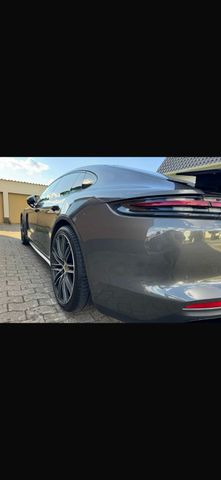 Porsche Panamera 4 , 21