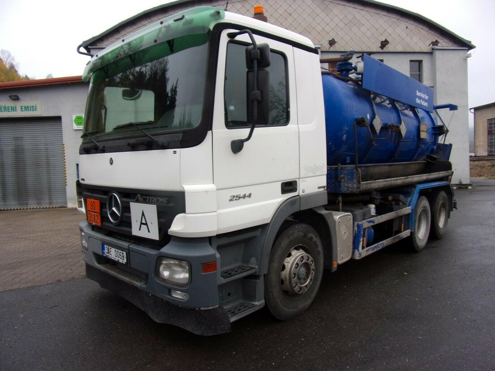 Mercedes-Benz 2544 Actros