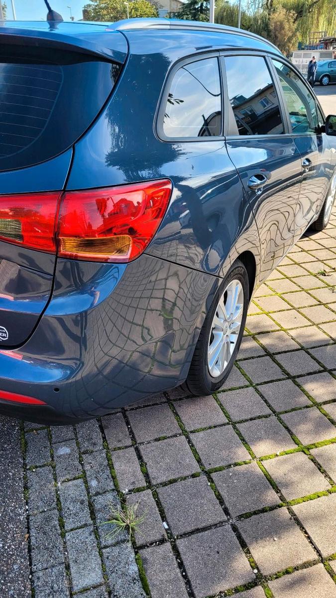 Kia cee'd 2013 — engine 99 HP (73kW)