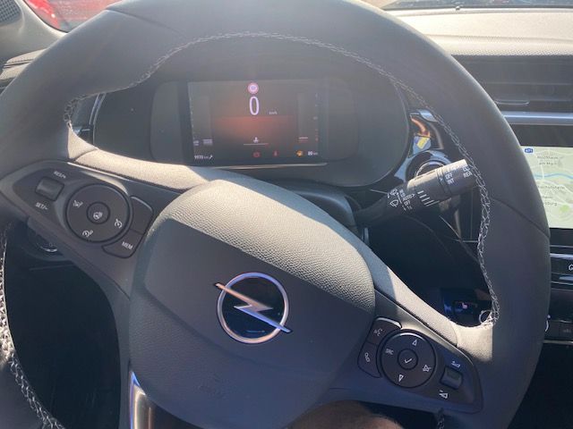 Fahrzeugabbildung Opel Corsa F 1.2 Turbo GS// Navi, KlimaAT, Vollled, S