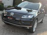 Volkswagen Touareg V6 TDI*R-Line*Pano*Terrain Tech 4Motion - Volkswagen Touareg: V6 TDI R Line