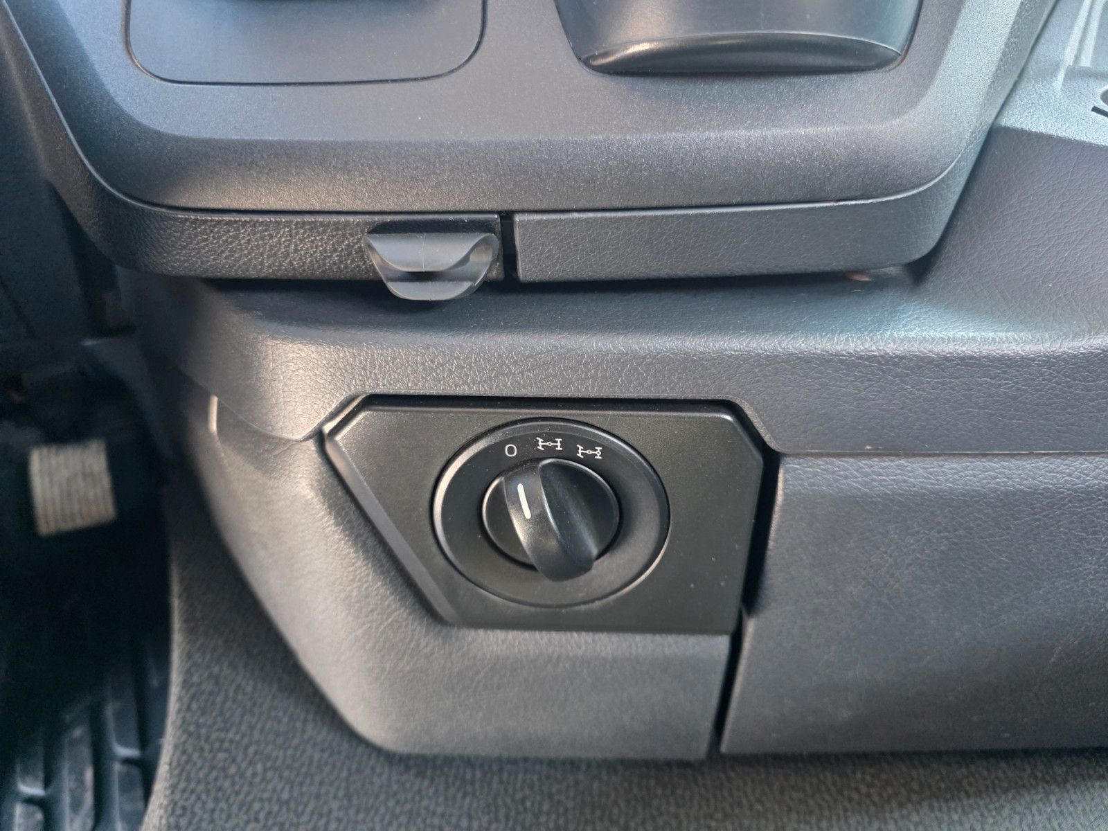 Fahrzeugabbildung Mercedes-Benz Arocs 2648 K 6x4 Thermo-Kipper + Bordmatik