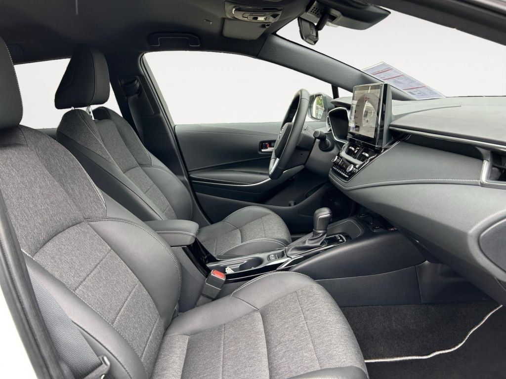 Fahrzeugabbildung Toyota Corolla 1.8 Hybrid Touring Sports Team Deutschla
