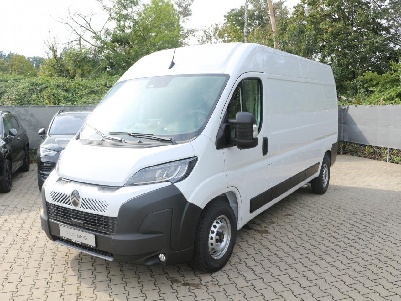 Fahrzeugabbildung Citroën Jumper Kasten Hochraum 35 L3H2 Heavy BlueHDi 140