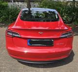Tesla Model 3 Long Range inkl. Winterräder - Tesla Model 3 in Köln