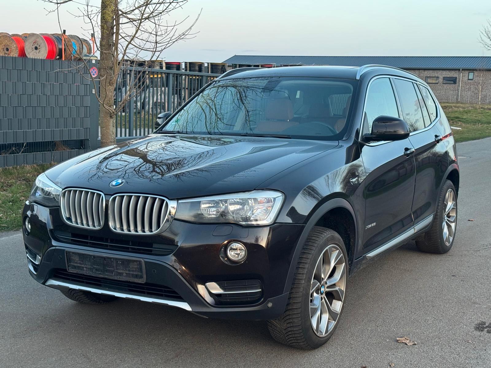 BMW X3 xDrive 28 i Automatik Euro6 *Leder *Navi Pano