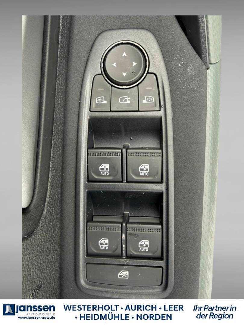 Fahrzeugabbildung Dacia Neuer Dacia Duster Extreme mild hybrid 140