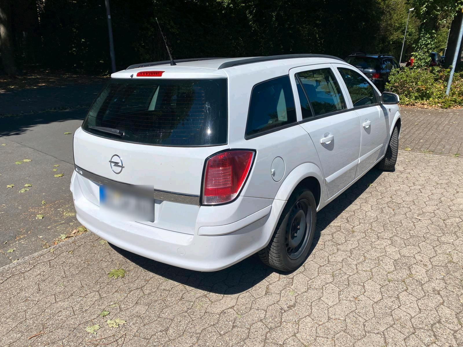 Opel Astra 2005 — photo 14