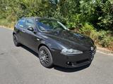 Alfa Romeo ANDERE 147 1.6 TS 16V Distinctive 1.HAND - Alfa Romeo Gebrauchtwagen von 2005