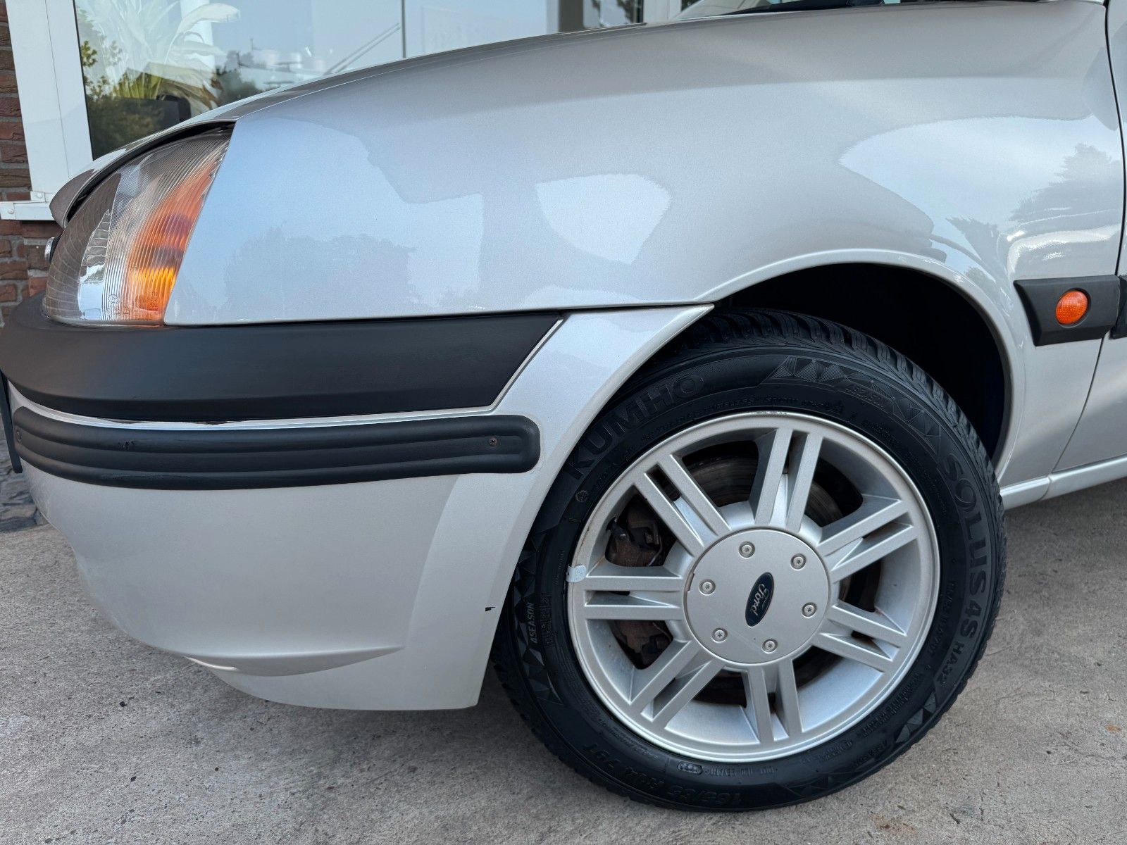 Fahrzeugabbildung Ford Fiesta 1.3 Klima/TÜV 8-27/Fast 1.Hd/40 Tkm
