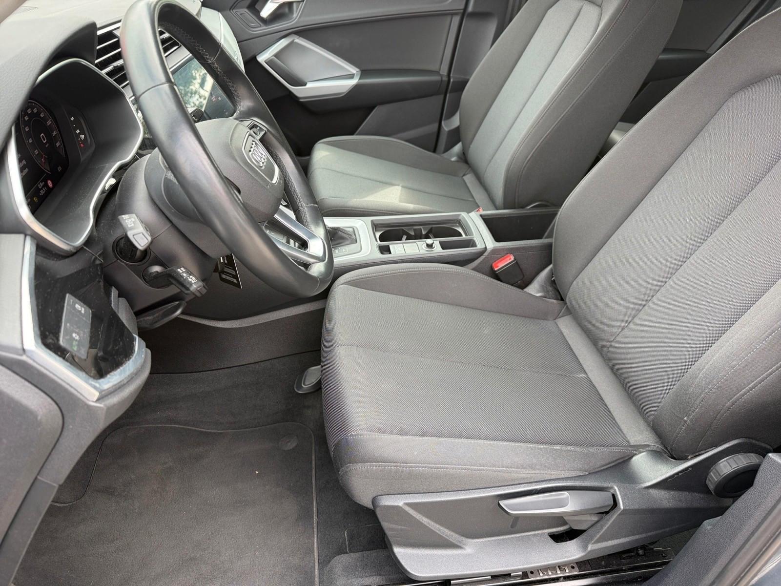 Audi Q3 40 TFSI 2.0- Quattro-Automatik-Navi, миниатюра 16