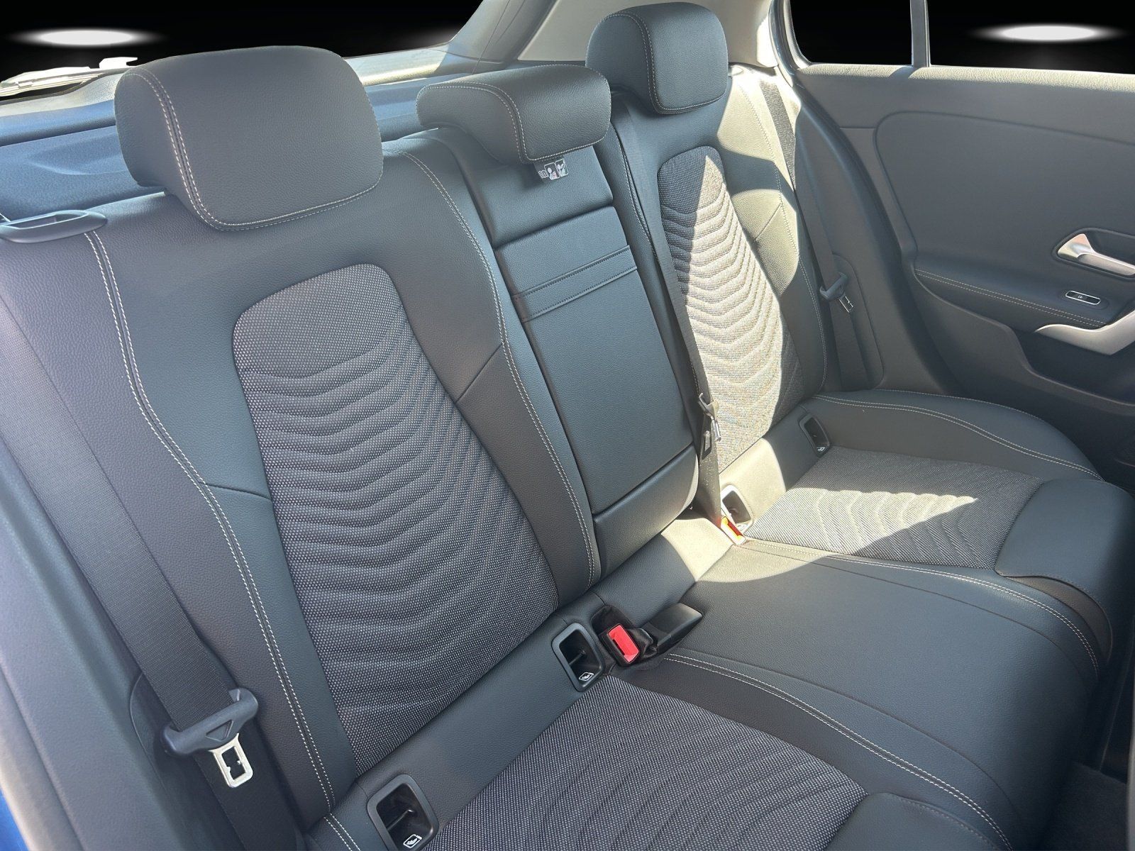 Fahrzeugabbildung Mercedes-Benz A 200 Progr Advanced+ DISTRO Standhzg LED KeyGo