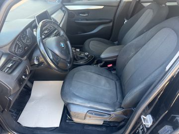 BMW 216 Active Tourer - 11