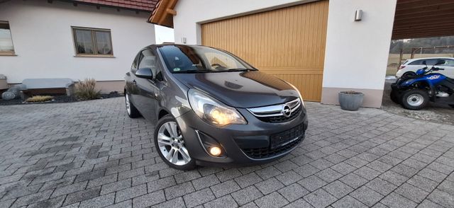 Opel Corsa D Innovation - ALU - PDC - AHK -