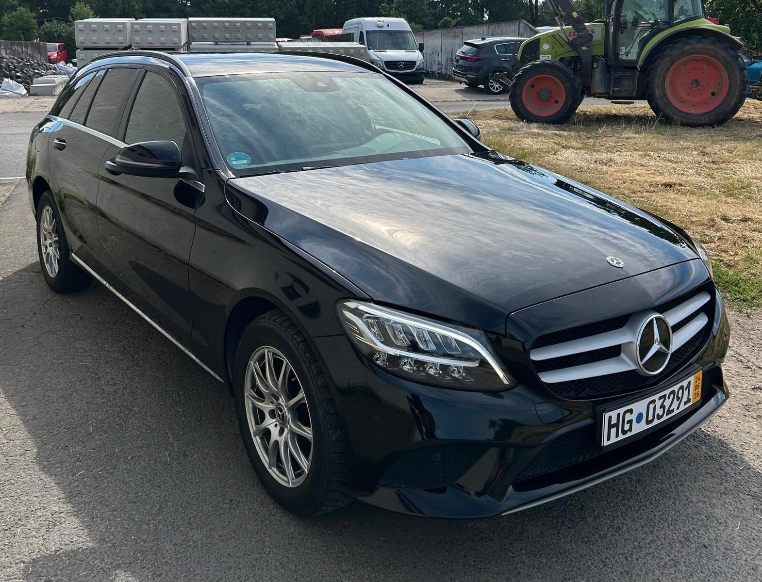 Mercedes-Benz C 180 d T. Aut. LED PDC Sportsitze