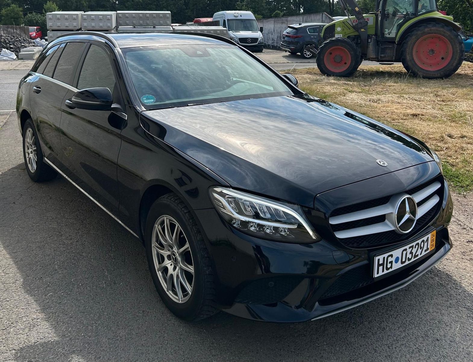 MERCEDES-BENZ C 180 d T. Aut. LED PDC Sportsitze
