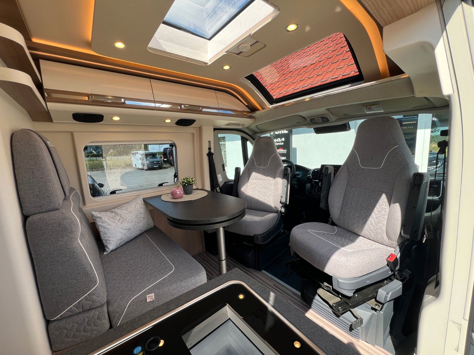 Fahrzeugabbildung Malibu Van diversity GT skyview 640 LE KE