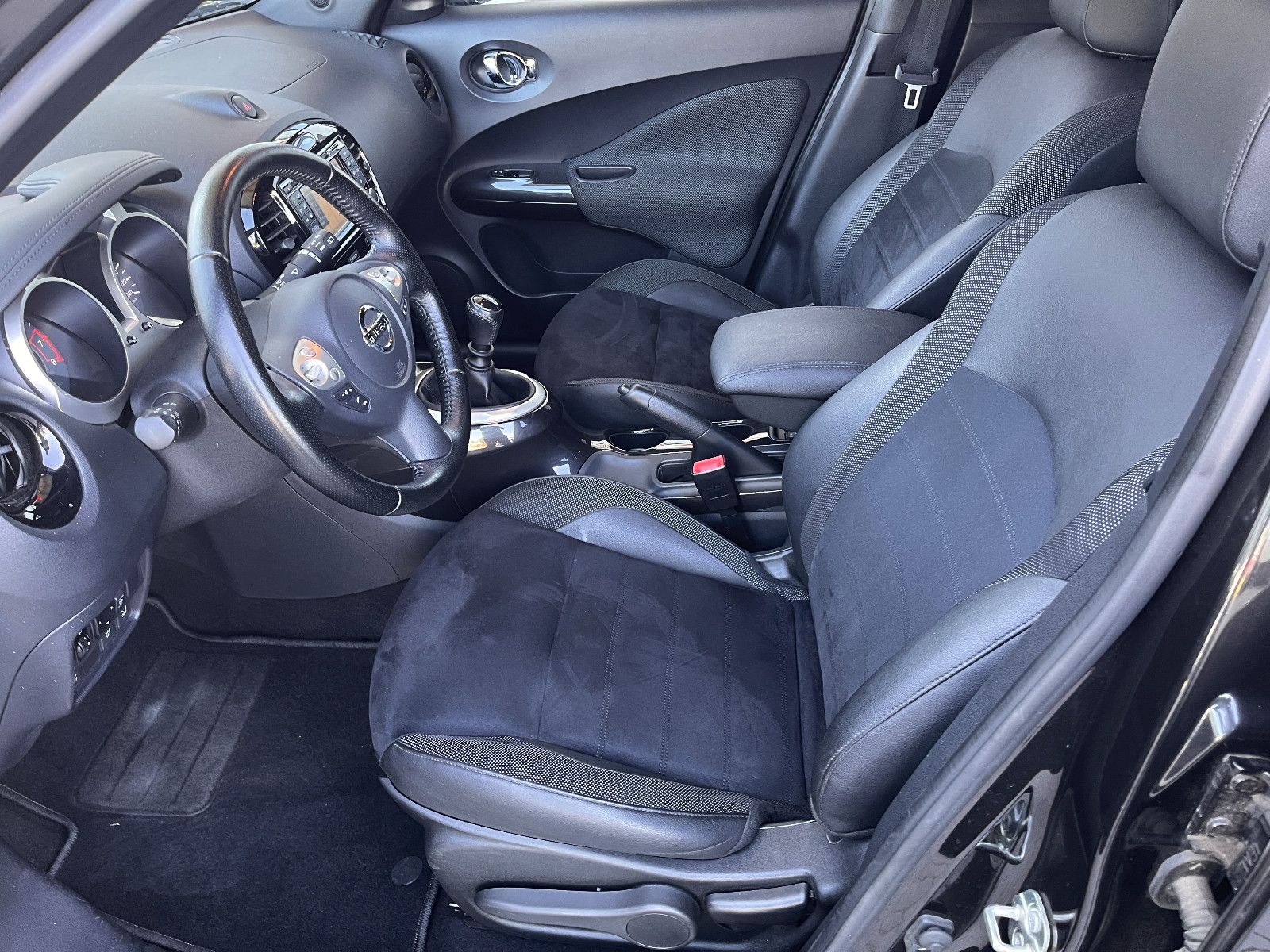 Fahrzeugabbildung Nissan Juke N-Connecta