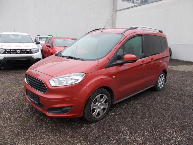 Ford Tourneo Courier Titanium