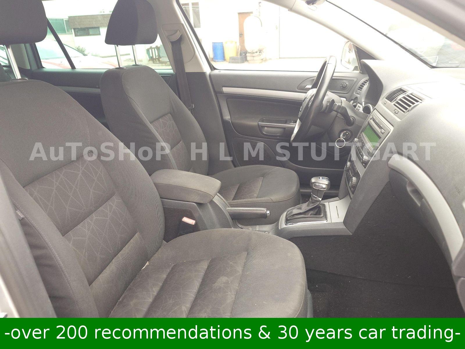 Skoda Octavia 2012 — photo 10