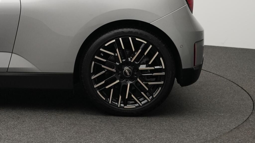 MINI Cooper SE - Bild 18
