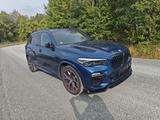 BMW X5 M50 M50d - AHK LED H&k Headup Leder - BMW X5 M50 von privat