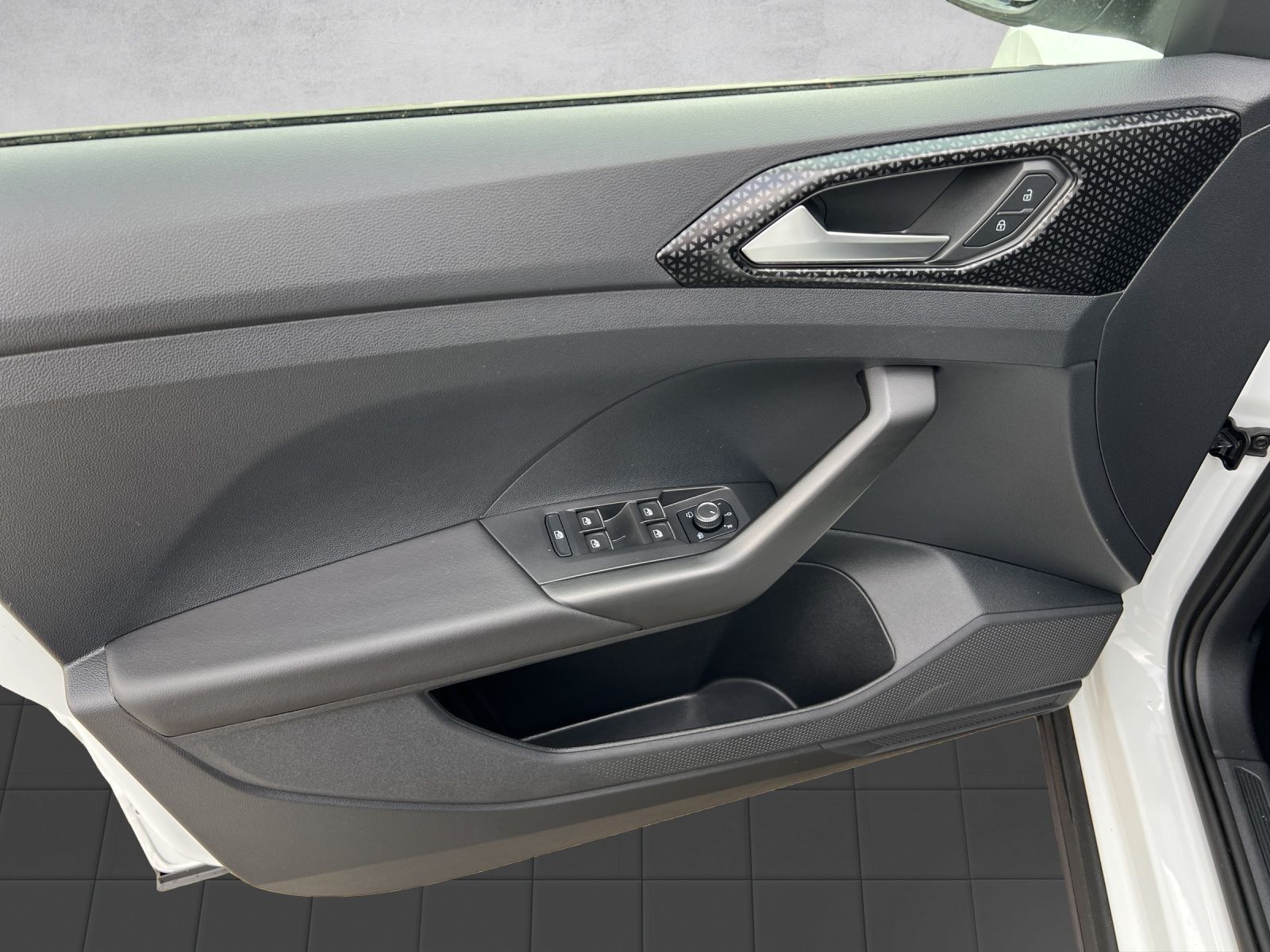T-Cross Style 1.0 l TSI AHK*Navi*Kamera