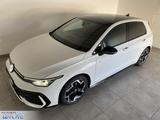 Volkswagen Golf VIII 1.5 eTSI DSG R-Line NAVI KLIMA PNAO AH - Volkswagen Golf: R Line