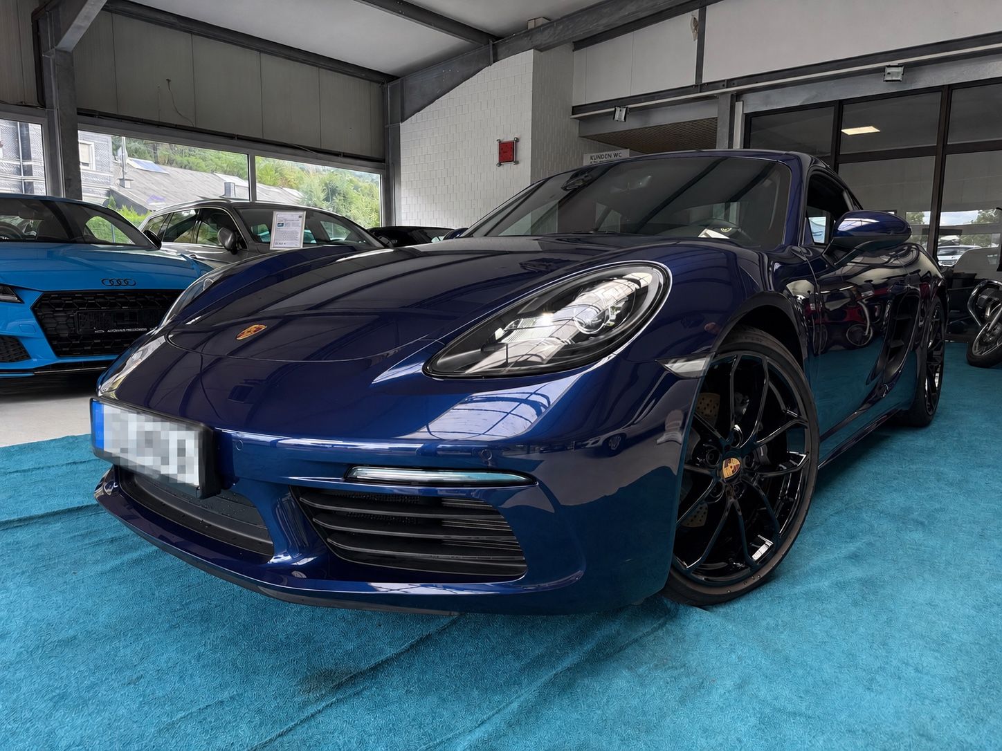Porsche Cayman 2024, 2.0 benzīns, Automāts, Kupeja, Zils — Latvijā