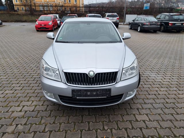 Skoda Octavia Lim. Elegance 2.0l,Klimaaut.,Temp Euro-4