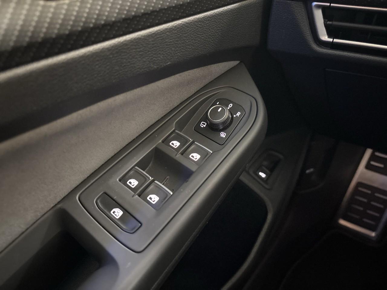 Volkswagen Golf VIII Variant 1.5 eTSI R-Line OPF DSG+DAB+RS, миниатюра 20