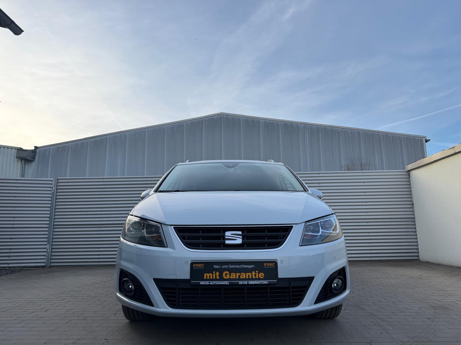 Seat Alhambra Style 2,0*7SITZE*NAVI*PANO*DAB*AHK*TEMP
