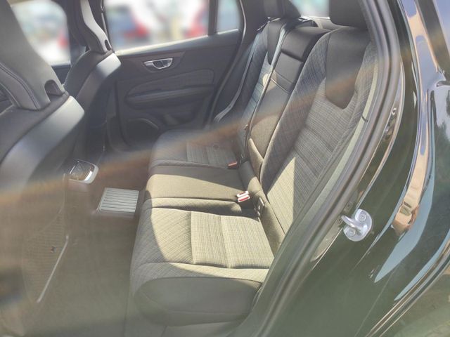 VOLVO V60 (Bild 22 von Array)