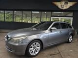 BMW 525d Touring AUTOMATIK LEDER/PANO/MEMORY/AHK - BMW 525 aus 2008: Kombi
