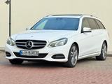 Mercedes-Benz E 350 T Garantie 4Matic SHD NAVI AUT. - scheckheftgepflegte Mercedes E 350