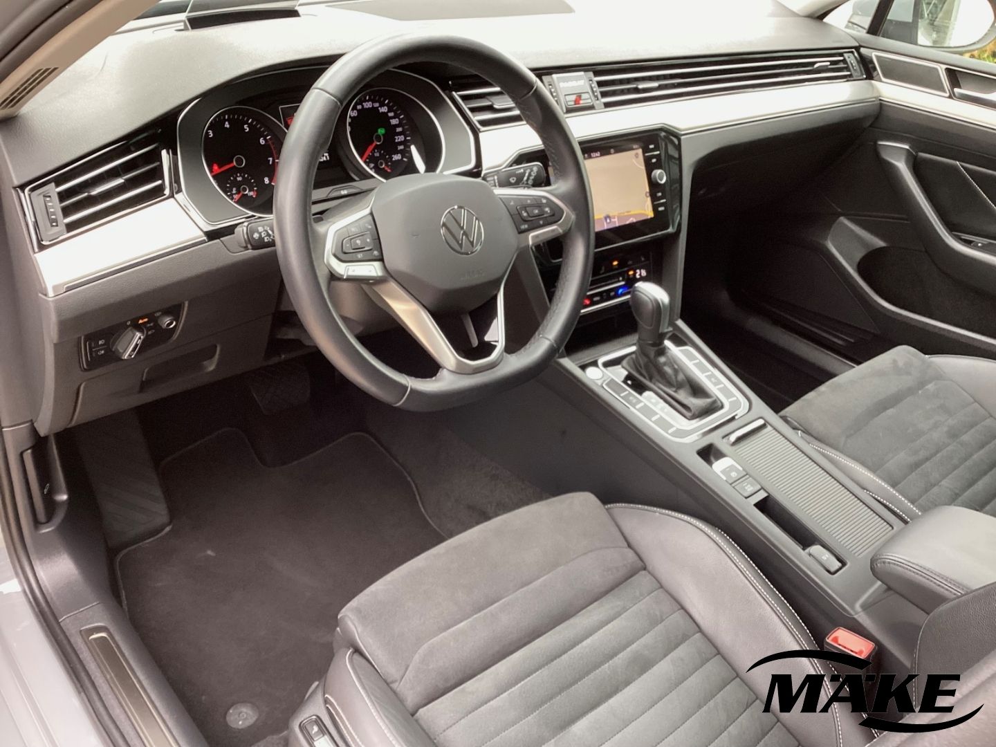 Passat Variant Elegance 2.0 TSI DSG NAV IQ.L HUD