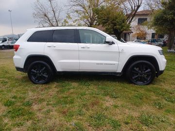Jeep Grand Cherokee - 3