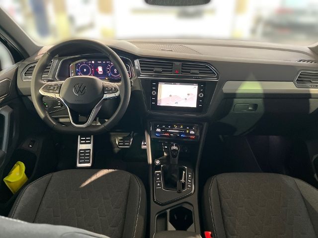 Fahrzeugabbildung Volkswagen Tiguan 2.0 TDI DSG MOVE AHK NAVI EASY OPEN