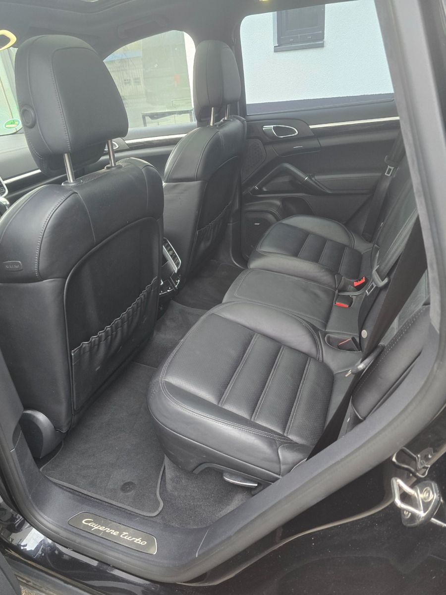 Fahrzeugabbildung Porsche Cayenne Turbo LED/Panorama/AHK/Kamera