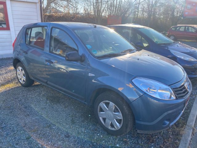 Dacia Sandero 1.4 MPI Rentnerfund 1.Hand nur 25 Tkm !!