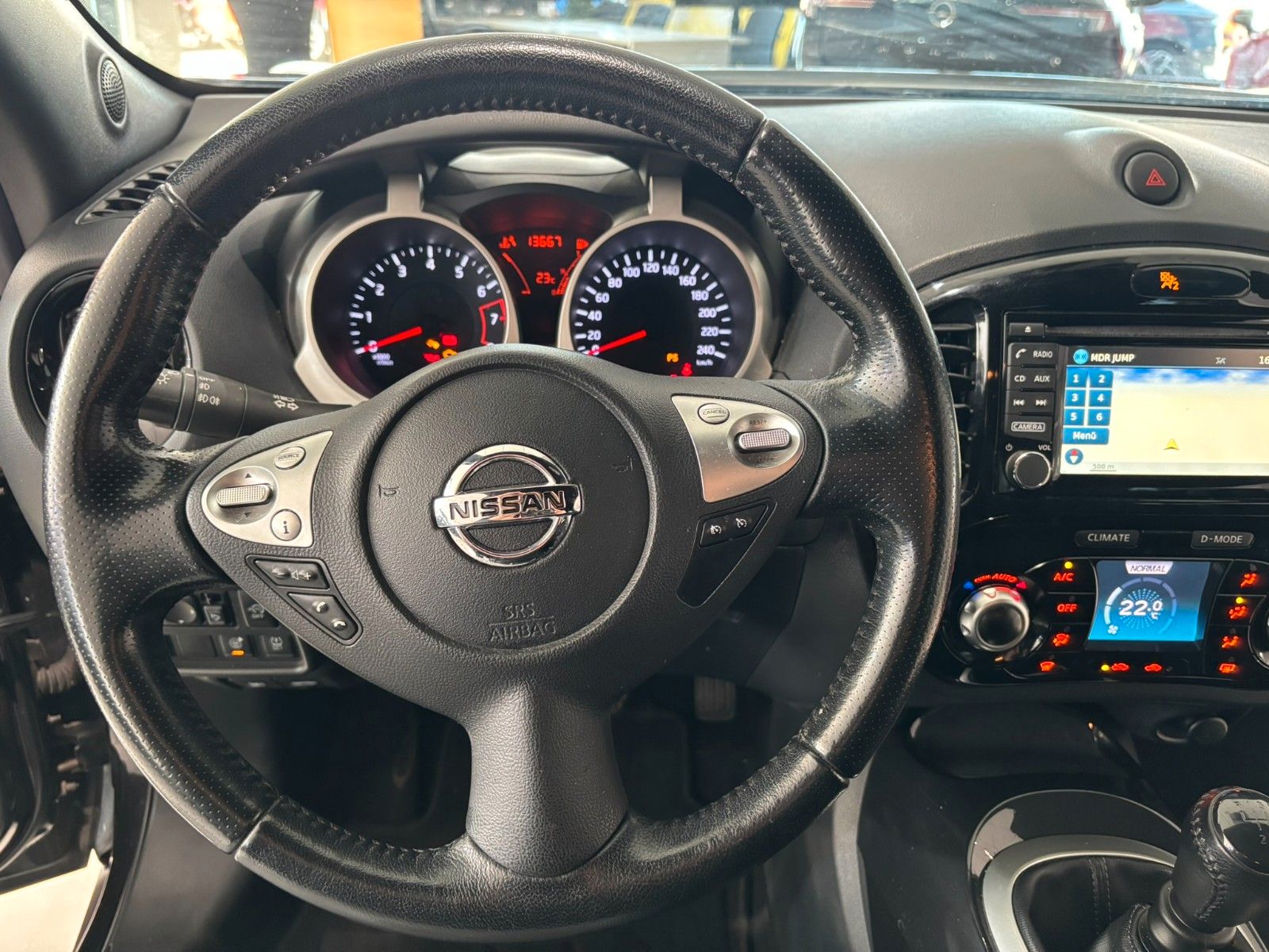 Fahrzeugabbildung Nissan Juke 1.6 NAVI/SHZ/KAMERA/ALU/1.HAND