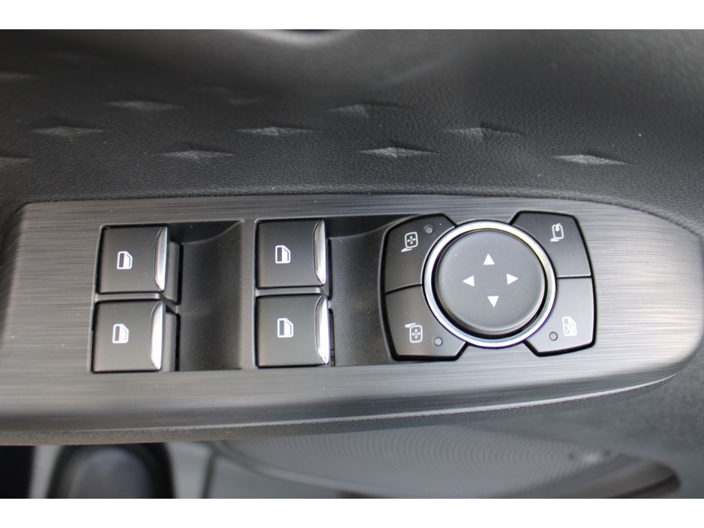 FORD Kuga 2.0 Hybrid ST-Line ACC LED TWA RFK AHK Navi - Image 13