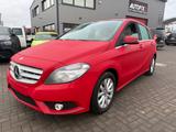 Mercedes-Benz B 180 B B 180 - Mercedes-Benz B 180: Rot