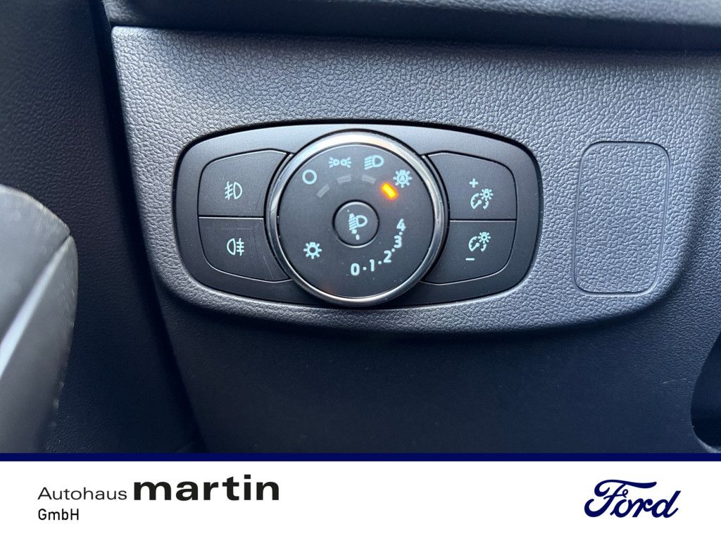 Fahrzeugabbildung Ford Focus 1.0 EcoBoost Cool&Connect AHK LED FACEL.